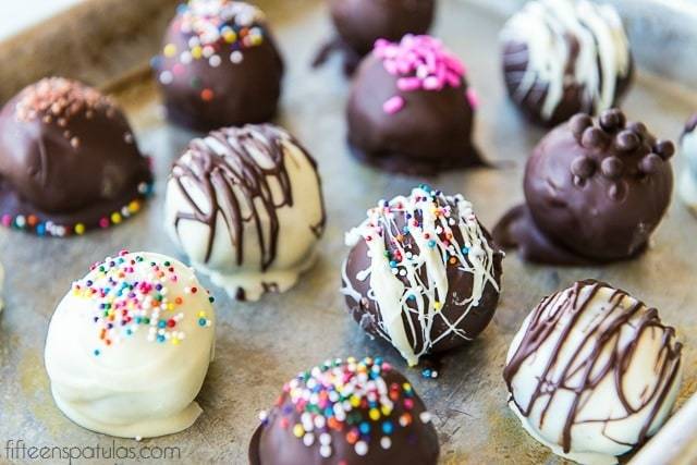 Skip the Bake: Easy Oreo Truffles for Holidays & Quick Gifts